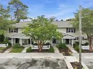 1308 Ann Street 15, Beaufort, NC 28516 — 2-bedroom townhome in Beaufort Village Townhomes, Beaufort, NC, photo 23 of 50: 23-web-or-mls-1308-Ann-St-#15---19_edit