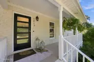 1613 Brices Creek Road, New Bern, NC 28562 — 4-bedroom waterfront home, New Bern, NC, photo 4 of 39: 61-web-or-mls-DSC_0953_edit