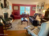 107 Opal Court, Beaufort, NC 28516 — 3-bedroom home in Tiffany Woods, Beaufort, NC, photo 4 of 33: Living