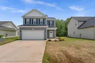 318 Hawks Bluff Drive, New Bern, NC 28560 — 3-bedroom home in Falcon Bridge, New Bern, NC, photo 24 of 35: 8-DSC09784