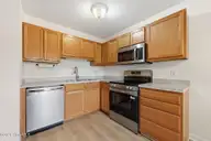502 Courtyard E, Beaufort, NC 28516 — 2-bedroom condo in Courtyard East, Beaufort, NC, photo 4 of 37: 27-web-or-mls-502 Courtyard East 043
