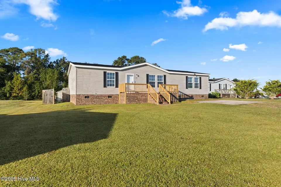 118 Cypress Knee Drive, Richlands, NC 28574 — 3-bedroom manufactured home in Jenkins Creek, Richlands, NC, photo 1 of 24: cypress-1