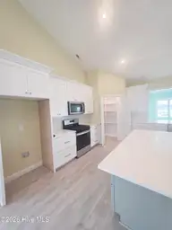157 Big Hammock Point Road, Sneads Ferry, NC 28460 — 4-bedroom waterfront home in Pelican Point, Sneads Ferry, NC, photo 12 of 59