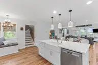 41 Transom Row, Bald Head Island, NC 28461 — 4-bedroom waterfront home in BHI Harbour Village, Bald Head Island, NC, photo 17 of 67