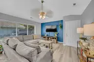 908 Summerlin Falls Court, Wilmington, NC 28412 — 3-bedroom townhome in Summerlin Falls, Wilmington, NC, photo 5 of 24