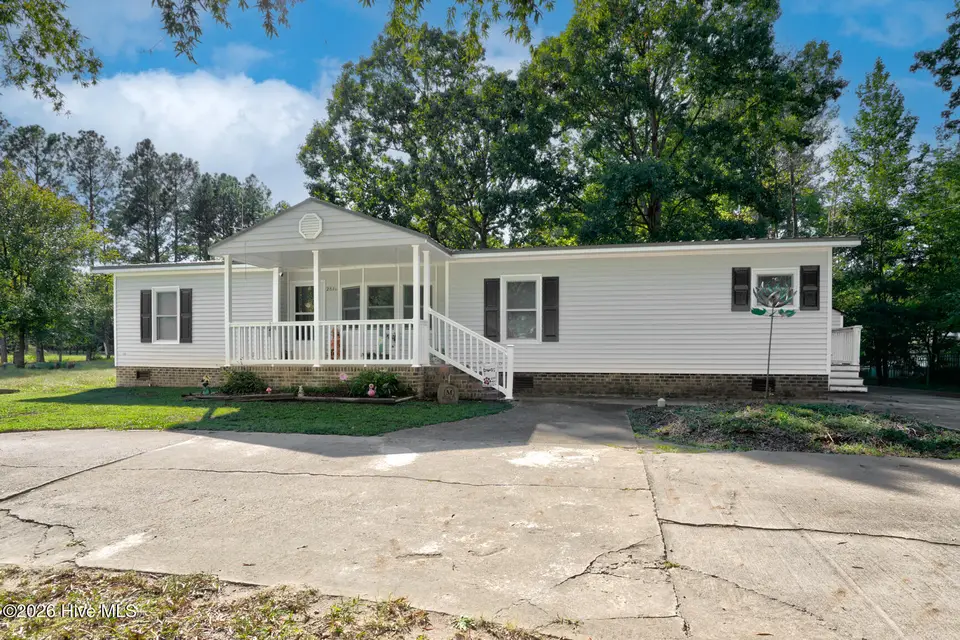 2816 Deer Run, Rocky Mount, NC 27801 — 3-bedroom manufactured home in Deer Run, Rocky Mount, NC, photo 1 of 32: 001-2816DeerRun-RockyMount-NC-27801-FULL