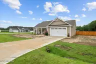 21 Oakbridge Way, Pikeville, NC 27863 — 3-bedroom home in Emerson Fields, Pikeville, NC, photo 3 of 31: 02-21 Oakbridge Way-2