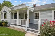501 Franklin Avenue, New Bern, NC 28560 — 3-bedroom home in Colonial Heights, New Bern, NC, photo 1 of 48: 2-web-or-mls-DSC_2585
