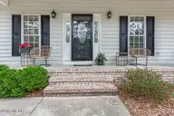 8 Surry Circle Drive N, Pinehurst, NC 28374 — 2-bedroom home in Unit 8, Pinehurst, NC, photo 4 of 44: 8 Surry Circle-LR-JFP-4