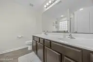 136 Braeburn Boulevard, Richlands, NC 28574 — 3-bedroom home in Gardens Gate, Richlands, NC, photo 21 of 38: 23_bathroom