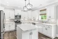 413 Robert E Lee Drive, Wilmington, NC 28412 — 4-bedroom home in Pine Valley Estates, Wilmington, NC, photo 12 of 47: 012_413_robert_e_lee_drive-11_413