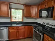 138 River Oaks Drive, Stella, NC 28582 — 4-bedroom manufactured home, Stella, NC, photo 16 of 47