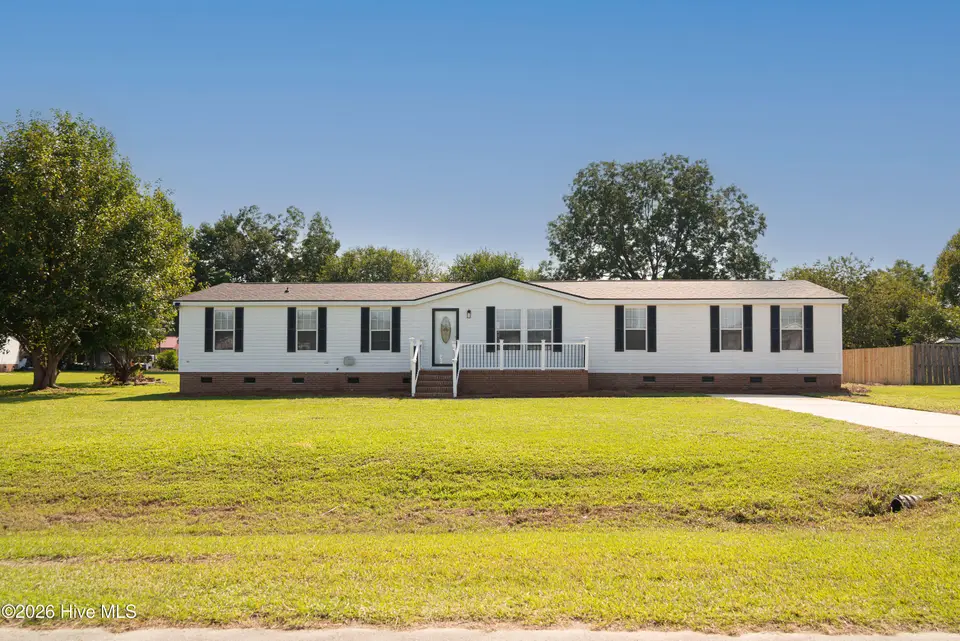 108 Wildcat Court, Richlands, NC 28574 — 3-bedroom manufactured home in Gregory Fork Acres, Richlands, NC, photo 1 of 43