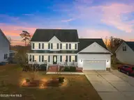 211 Windham Lane, Jacksonville, NC 28540 — 4-bedroom home in Williamsburg Plantation, Jacksonville, NC, photo 1 of 51: 1-web-or-mls-211 Windham Ln. 115_2