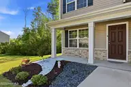 697 Poppleton Drive, Hampstead, NC 28443 — 4-bedroom home in Harrison Cove, Hampstead, NC, photo 5 of 46: 4_697_poppleton_dr_004