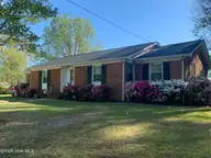 2106 Southview Drive, Greenville, NC 27858 — 4-bedroom home in Sheraton Place, Greenville, NC, photo 19 of 20: IMG_8842