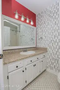 166 Parnell Road, Hubert, NC 28539 — 3-bedroom home in Foxtrace, Hubert, NC, photo 19 of 41: 166 Parnell-35
