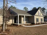 2413 Starling Lane, New Bern, NC 28562 — 3-bedroom home in Hickory Run at River Trace, New Bern, NC, photo 24 of 27: house 2