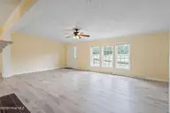 195 Bellhammon Forest Drive, Rocky Point, NC 28457 — 3-bedroom home in Creekwalk @ Bellhammon, Rocky Point, NC, photo 7 of 57