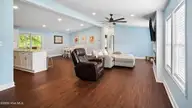 272 Bay Shore Drive, Chocowinity, NC 27817 — 3-bedroom waterfront manufactured home in Pleasant Waters, Chocowinity, NC, photo 21 of 67: 27-web-or-mls-272 Bay Shore Drive-26
