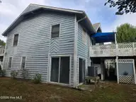 122 Sea Dunes Drive, Emerald Isle, NC 28594 — 4-bedroom home in Sea Dunes, Emerald Isle, NC, photo 20 of 23: 20261008_092326_resized