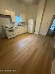 317 Queen Street, Wilmington, NC 28401 — 2-bedroom home in Dawson-Castle Street, Wilmington, NC, photo 12 of 14