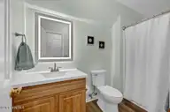 7115 Brittany Lakes Drive, Wilmington, NC 28411 — 4-bedroom waterfront home in Brittany Lakes, Wilmington, NC, photo 24 of 37