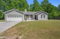 106 Ellen Court, Jacksonville, NC 28540 — 3-bedroom home in Pine Forest Acres, Jacksonville, NC, photo 2 of 34: 1_dsc_1933