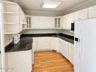 4503 W Fairway Drive, Trent Woods, NC 28562 — 4-bedroom home in Greenwood, Trent Woods, NC, photo 23 of 37: Kitchen