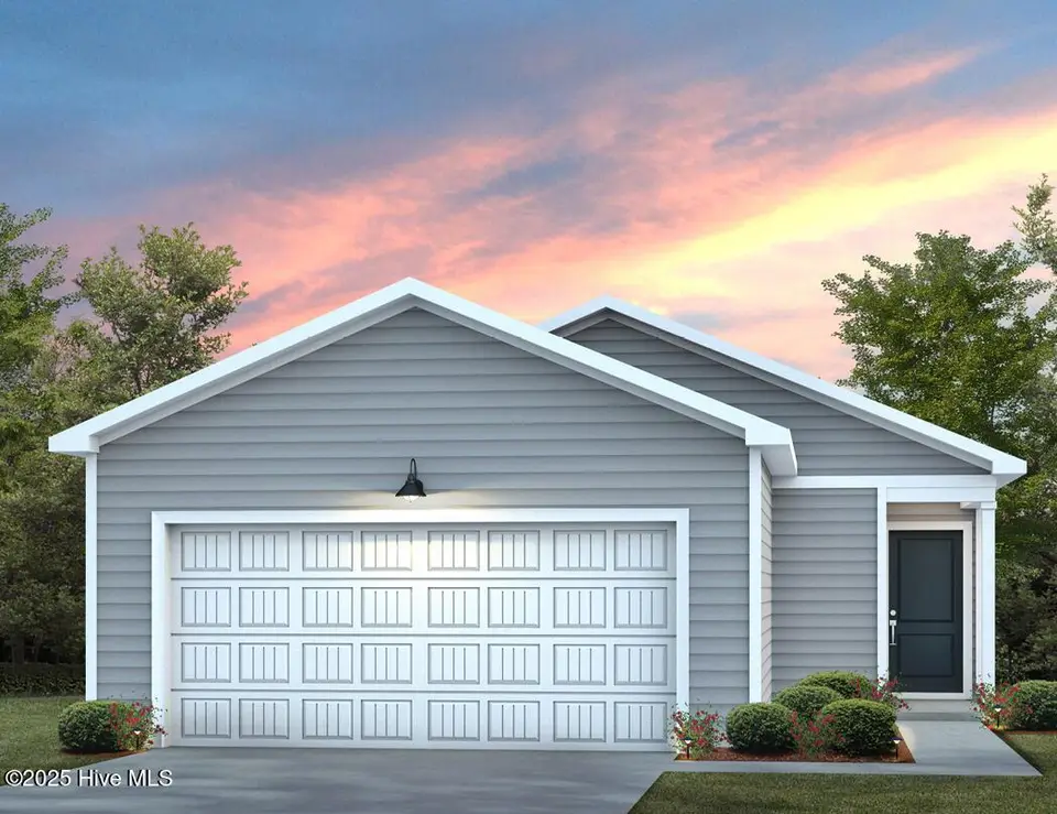 524 Coronado Avenue SE, Leland, NC 28451 — 3-bedroom home in Herring Shores, Leland, NC, photo 1 of 2: Goldcrest