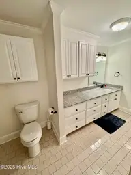 4040 Nc 903, Albertson, NC 28508 — 4-bedroom home, Albertson, NC, photo 19 of 41: Master Bath