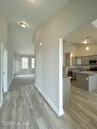 827 Hidden Bridge Drive, Jacksonville, NC 28546 — 3-bedroom home in Towne Pointe, Jacksonville, NC, photo 12 of 47: IMG_7786