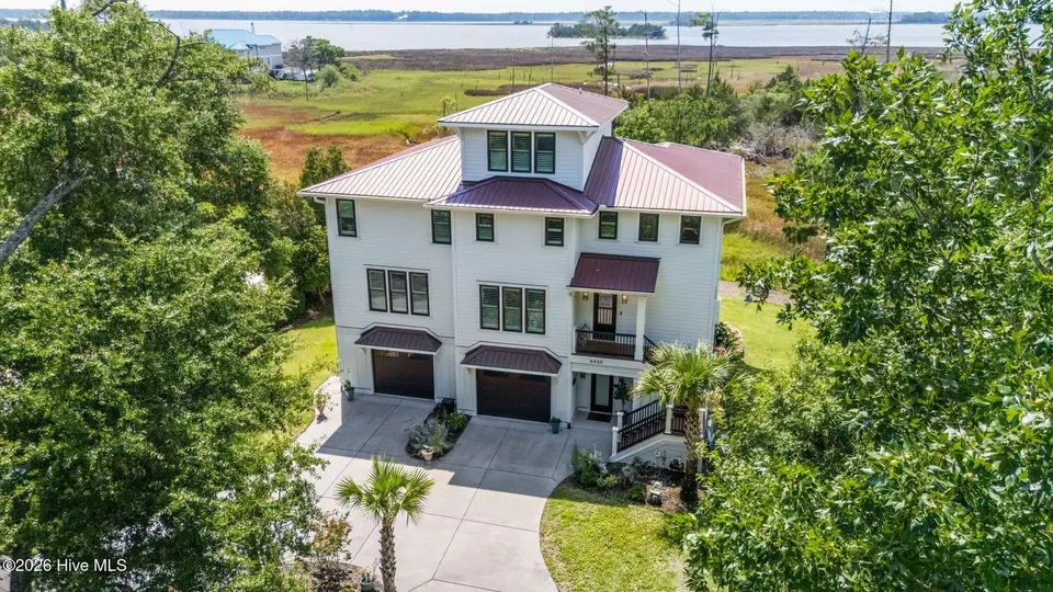 6420 River Vista Drive, Wilmington, NC 28412 — 3-bedroom waterfront home in Elliott Place, Wilmington, NC, photo 1 of 71