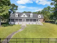 1134 N Shore Drive, Southport, NC 28461 — 4-bedroom waterfront home in Boiling Spring Lakes, Southport, NC, photo 4 of 72: 1134NShoreDr-508