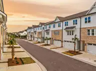 826 Anchors Bend Way 6, Wilmington, NC 28411 — 3-bedroom townhome in Anchors Bend, Wilmington, NC, photo 14 of 53: 020_808_anchors_bend-20_336