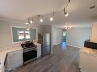 18 Bosco Drive, Jacksonville, NC 28540 — 4-bedroom home in Northwoods, Jacksonville, NC, photo 10 of 27