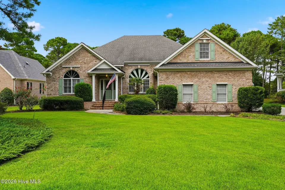 2624 St James Drive SE, Southport, NC 28461 — 3-bedroom home in St James, Southport, NC, photo 1 of 73