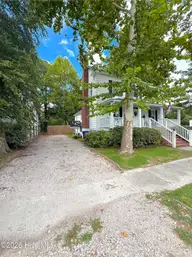 649 E Main Street, Belhaven, NC 27810 — 3-bedroom waterfront home, Belhaven, NC, photo 23 of 32: RealtyCam Photo 21 (1)