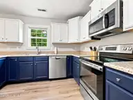 419 Patriots Point Lane, Swansboro, NC 28584 — 3-bedroom home in Charleston Park, Swansboro, NC, photo 17 of 45