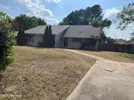 502 S Pine Cone Lane, Jacksonville, NC 28546 — 3-bedroom home in Willow Woods, Jacksonville, NC, photo 1 of 34: Front