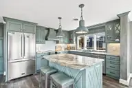 407 Ocean Drive, Oak Island, NC 28465 — 3-bedroom waterfront home in Yaupon Beach, Oak Island, NC, photo 16 of 52