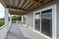 100 Conch Court, Emerald Isle, NC 28594 — 4-bedroom waterfront home in Sea Dunes, Emerald Isle, NC, photo 6 of 53: 6-web-or-mls-1S3A2004
