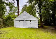306 Wilson Avenue, Kinston, NC 28501 — 3-bedroom home, Kinston, NC, photo 8 of 61: IMG_5622