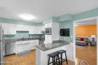 1994 Den Tree Court, New Bern, NC 28562 — 3-bedroom home in River Trace, New Bern, NC, photo 15 of 50: Kitchen