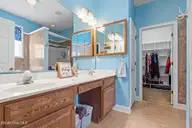 256 Downing Glen Place, Calabash, NC 28467 — 4-bedroom home in The Farm, Calabash, NC, photo 18 of 42: Primary Bath