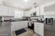 2412 King Richard Court H, Greenville, NC 27858 — 3-bedroom condo in Locksley Woods, Greenville, NC, photo 8 of 37: IMG_2949