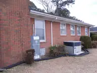 1606 Hardee Road, Kinston, NC 28504 — 3-bedroom home, Kinston, NC, photo 4 of 15: DSCN2668