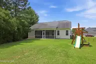 417 Cyrus Thompson Drive, Jacksonville, NC 28546 — 3-bedroom home in Towne Pointe, Jacksonville, NC, photo 8 of 50
