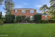 1053 Colleton Way, Trent Woods, NC 28562 — 3-bedroom home in Bellefern, Trent Woods, NC, photo 1 of 51: 1-web-or-mls-0C0A2743