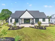 9421 Old Salem Way NW, Calabash, NC 28467 — 4-bedroom home in Crow Creek, Calabash, NC, photo 15 of 73